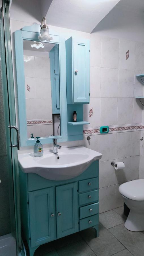 Mansarda Monte Bianco Apartment La Salle Bagian luar foto