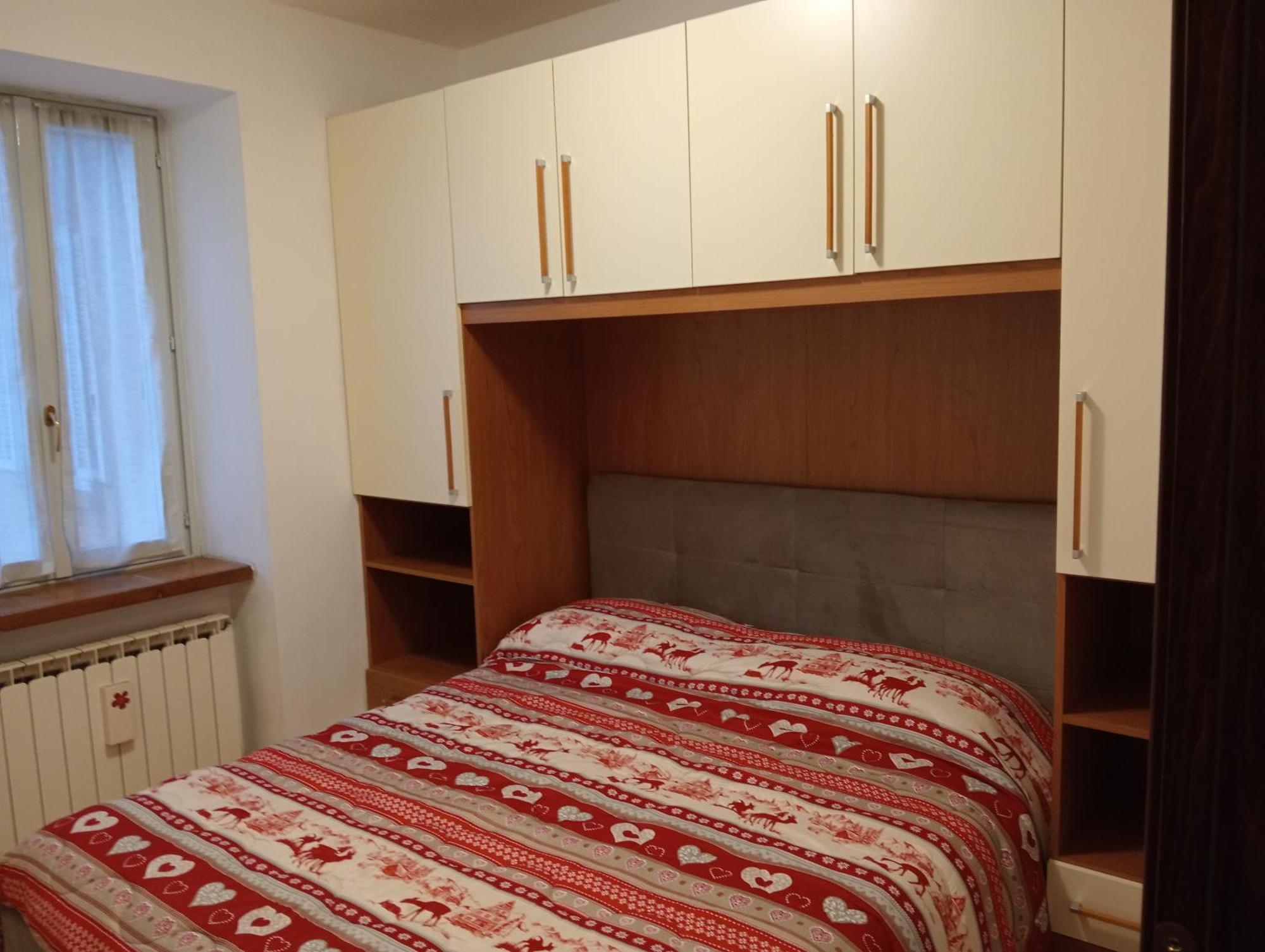 Mansarda Monte Bianco Apartment La Salle Ruang foto